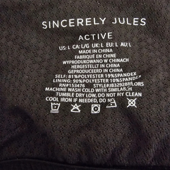 Sincerely Jules Active Workout Tank with Built In Cups Women's Size Large NWOT - Picture 3 of 5